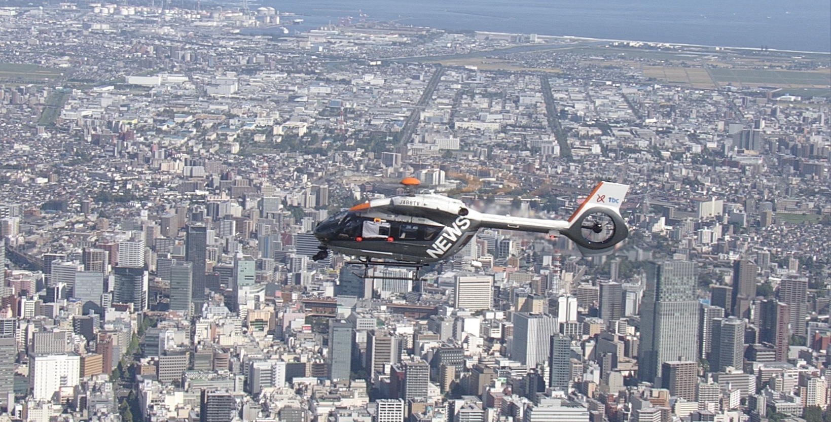 　　　　　　　　　　　　　　　　　　　　　　　　　　　　　＜JA88TV　機体全景＞